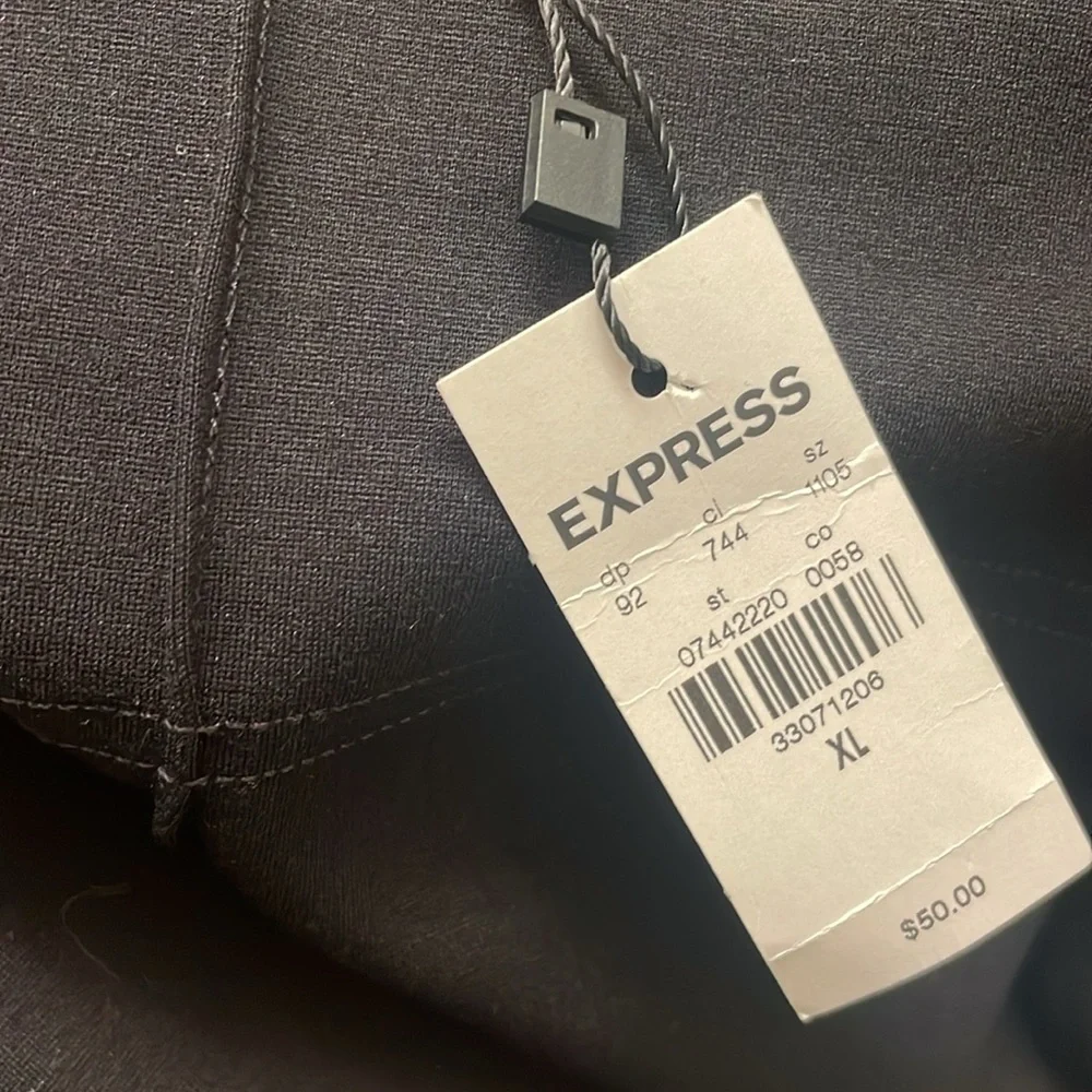 Express Columnist High-Waisted Front Seam Cropped Flare Pant - Picture 9 of 10